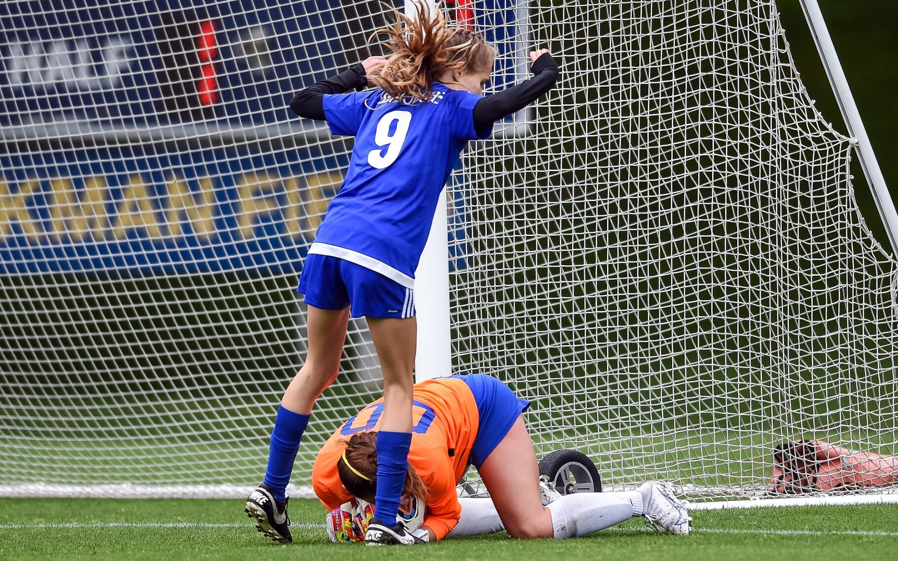 John Burroughs vs. Lutheran St. Charles girls soccer